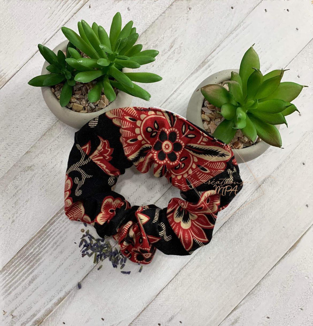 Chouchou pour cheveux avec  fleurs de lavande intégrées